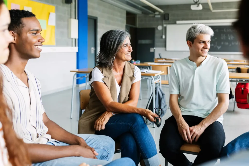 Therapy Session at a Dual Diagnosis Treatment Center | Recreate Ohio